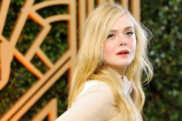 Elle Fanning di nuovo single, è finita con Max Minghella di The Handmaid’s Tale