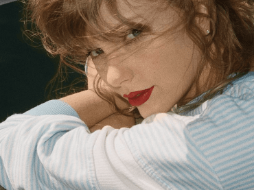 Incredibile Taylor Swift, in 3 ore venduti 26 milioni di dollari in prevendita per il film concerto. Esordio da 100 milioni?