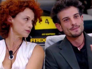 Grande Fratello: duro scontro tra Beatrice Luzzi e Garibaldi