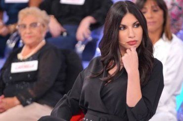 Anticipazioni Uomini e Donne: Manuela Carriero ha lasciato il Trono Classico