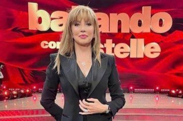 Milly Carlucci smentisce le voci: Corona non sarà ospite a Ballando con le Stelle