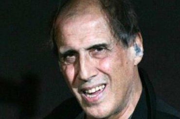 Chi è Adriano Celentano, il molleggiato che ha fatto la storia della canzone italiana