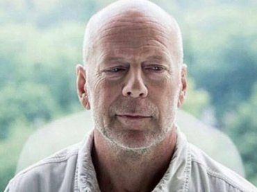 Bruce Willis e la sofferenza da bambino, perché veniva chiamato “buck buck”