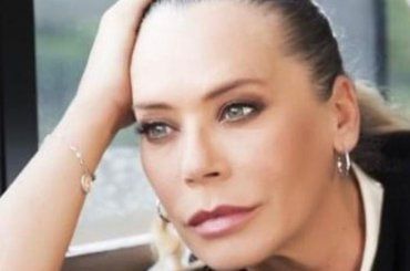 Barbara De Rossi a La Volta Buona ammette la violenza: “Subire maltrattamenti non è una vergogna”