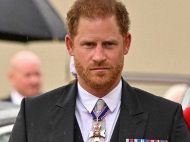 Royal Family, possibile riavvicinamento con Harry ma tutti hanno paura di lui: il motivo