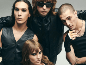 Maneskin, Victoria e Damiano escono senza veli dalla stanza d’albergo – VIDEO