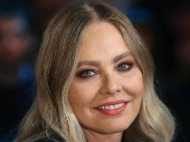 Ornella Muti , il ballo sensuale con una lei.. una lei famosa VIDEO