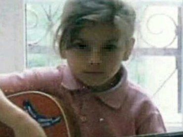 Questa, oggi, bambina è una cantante famosa, avete capito chi è?