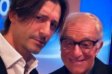 Franco e Francesco Oppini ospiti a La Volta Buona: familiare in diretta a sorpresa