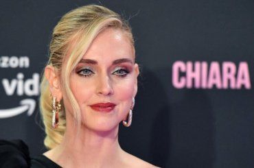 Chiara Ferragni, chi c’è dietro all’enorme flop? L’influencer perde sempre più consensi