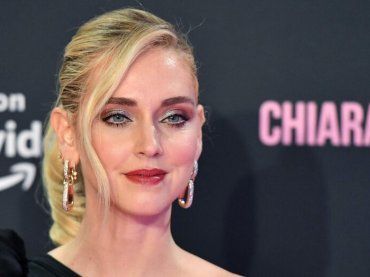 Chiara Ferragni, chi c’è dietro all’enorme flop? L’influencer perde sempre più consensi