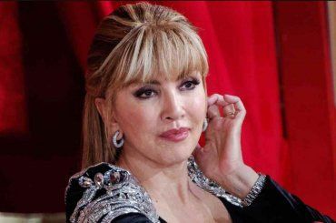 Milly Carlucci, la soffiata che nessuno si aspettava: cosa potrebbe accadere a ‘Ballando con le Stelle’