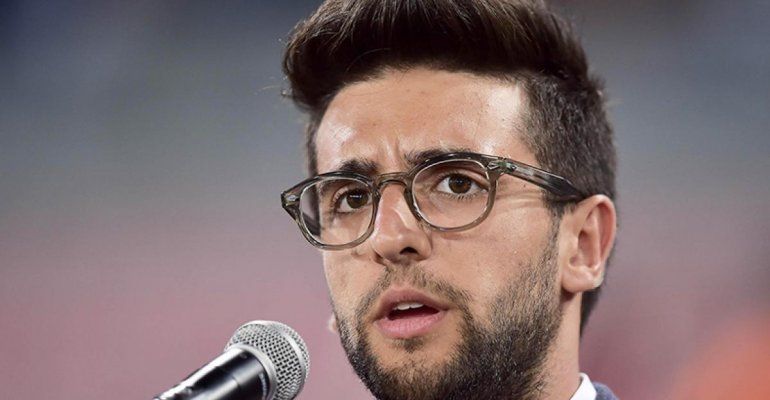 Sanremo, Amadeus annuncia i duetti, avete notato cos’ha fatto Piero Barone?