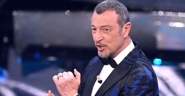 Sanremo, il momento più imbarazzante della seconda serata: “nessuno dimenticherà mai tutto ciò” – VIDEO