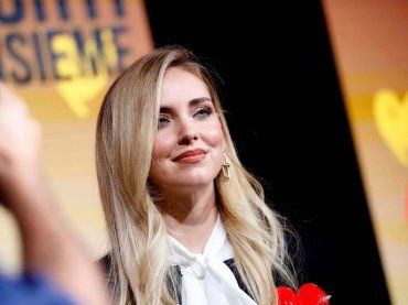 Chiara Ferragni sempre peggio, commenti osceni, un altro brand la lascia a casa