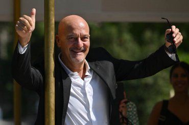 “La vita ti mette davanti a cose inaspettate” Claudio Bisio e il messaggio inatteso