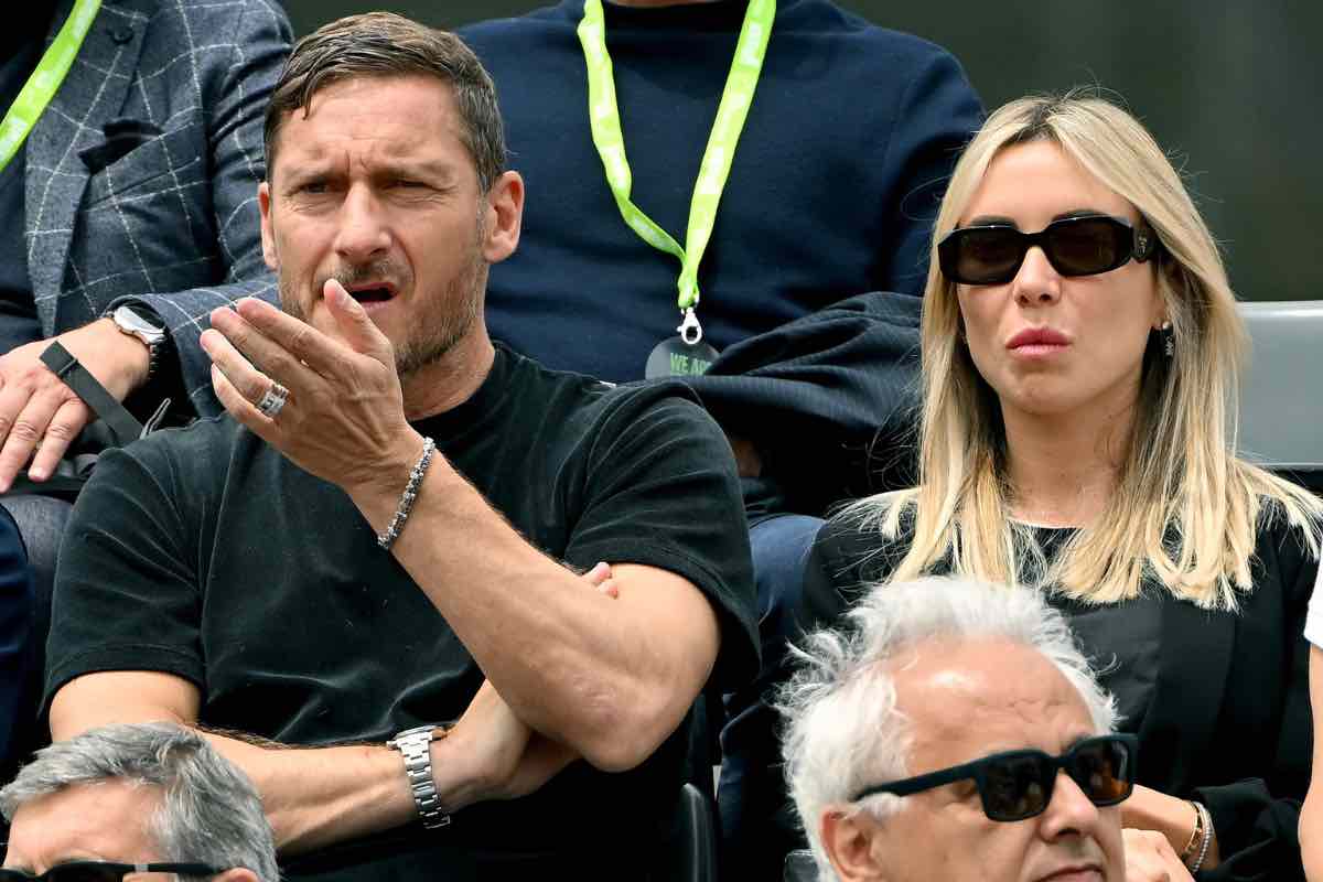 Francesco Totti e Noemi Bocchi allo scoperto 