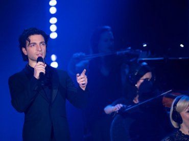 ‘Giorni di riposo necessari’, cosa accade a Gianluca Ginoble tenore de il Volo