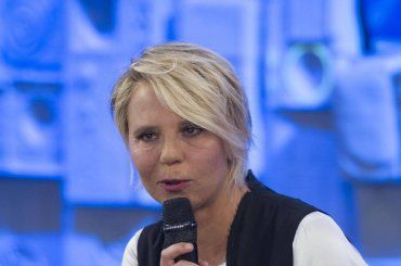 C’è Posta per Te, gli ospiti della prossima puntata, Maria De Filippi si è superata