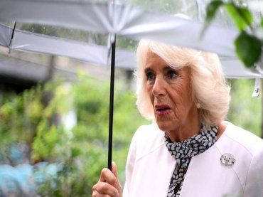 Royal Family: clamorosa decisione di Camilla. Lascia tutto..