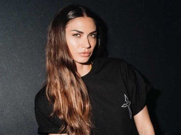 “A cosa serve postare questa roba ?”, i fan attaccano Melissa Satta. Il motivo