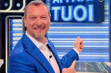 Affari tuoi, il racconto di Domenico: “Storia iniziata con una lite, gli dissi di tacere e lo baciai”