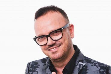 The Voice Senior, Gigi D’Alessio spiazza Clerici con la sua frecciatina – VIDEO