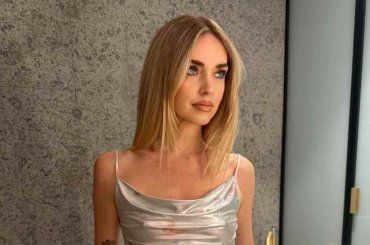 Chiara Ferragni, si allarga la famiglia: la FOTO del pancino è evidente