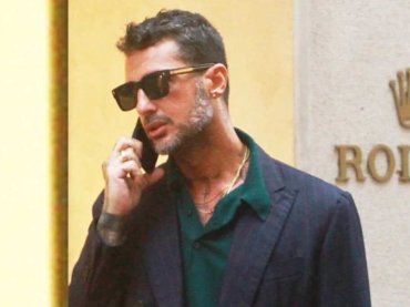 Belve, Fabrizio Corona la spara grossa: “Come stare a Milano Marittima” – VIDEO