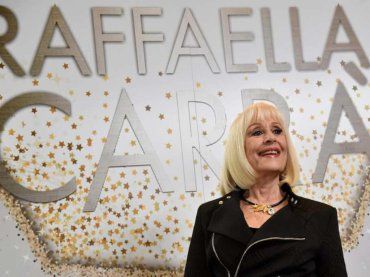 “Come diavolo ti è venuto in mente”, la reazione di Raffaella Carrà di fronte ad una sua imitazione