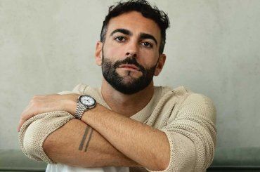 Marco Mengoni sul prossimo Sanremo condotto da Carlo Conti: ” Andrà bene ma…”