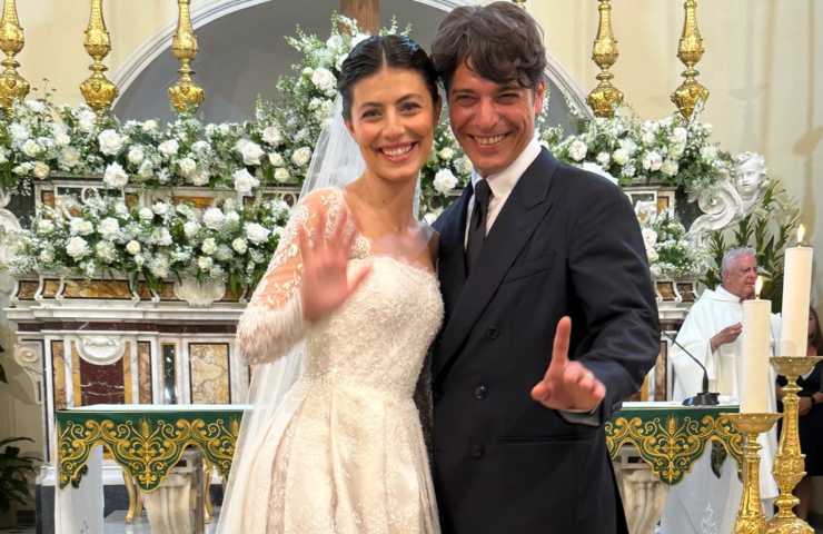 Alessandra Mastronardi al matrimonio con Giampaolo Sannino.