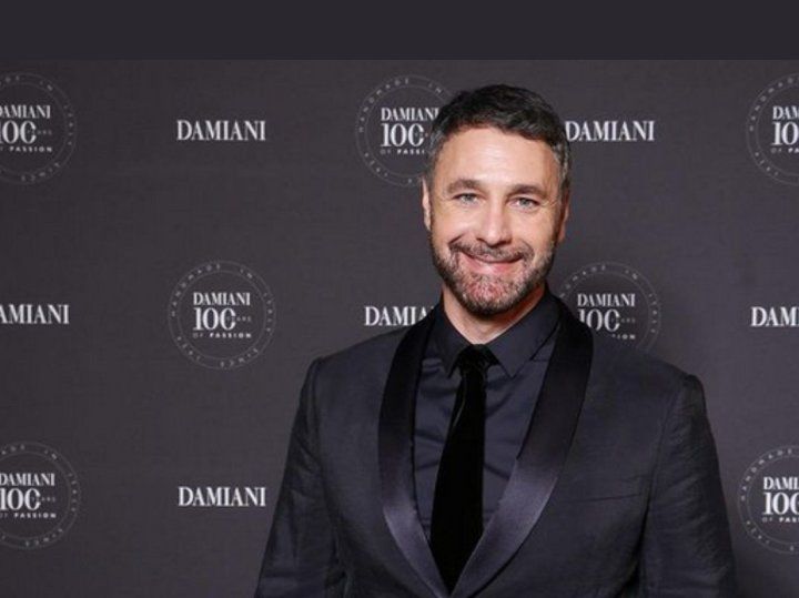 Raoul Bova cacciato di casa dalla moglie, poi la sorpresa….