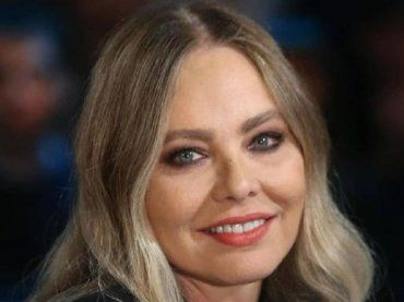 Ornella Muti, ma cosa fa? L’attrice lascia a bocca aperta i fan in stazione – VIDEO