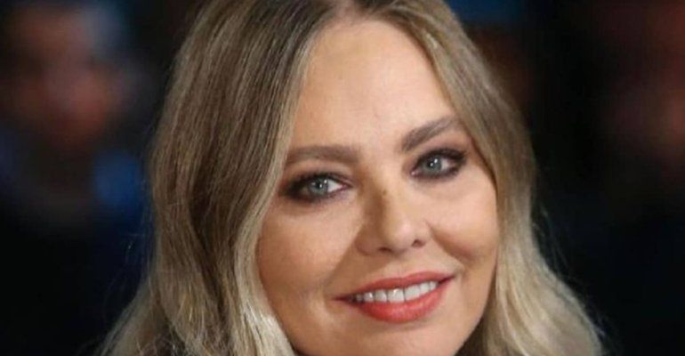 Ornella Muti, ma cosa fa? L’attrice lascia a bocca aperta i fan in stazione – VIDEO