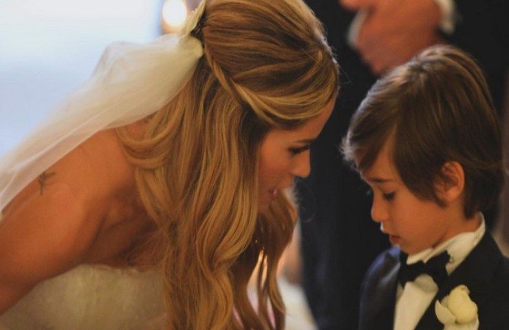 Elena Santarelli con il figlio da piccolo.