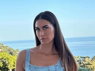 Melissa Satta si gode l’estate tra barche e sorrisi, ma il particolare non piace ai fan – FOTO