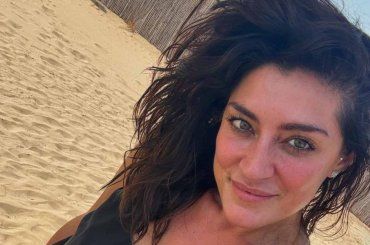 “Ultimi giorni di mare” Elisa Isoardi saluta l’estate