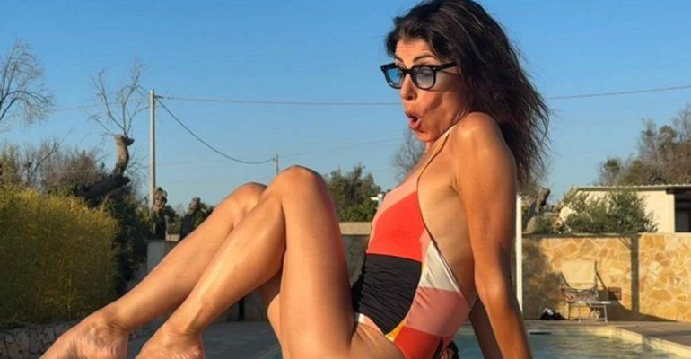 X Factor, Giorgia si prepara in spiaggia e con un buon libro