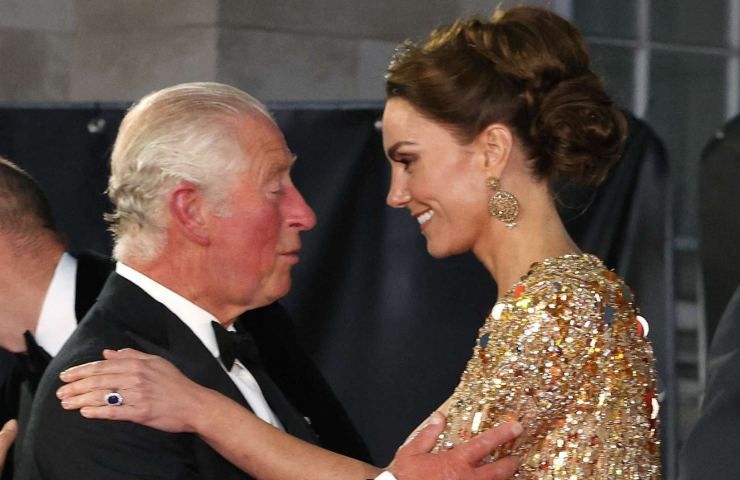 Kate Middleton e Re Carlo.