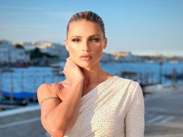 Michelle Hunziker abbraccia di nuovo le sue figlie Sole e Celeste, ecco cosa ha cucinato per loro