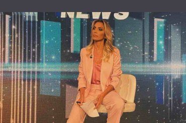 Simona Branchetti fermata da Mediaset: Pomeriggio Cinque News non andrà in onda