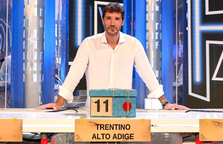 Stefano de Martino alla conduzione di Affari tuoi