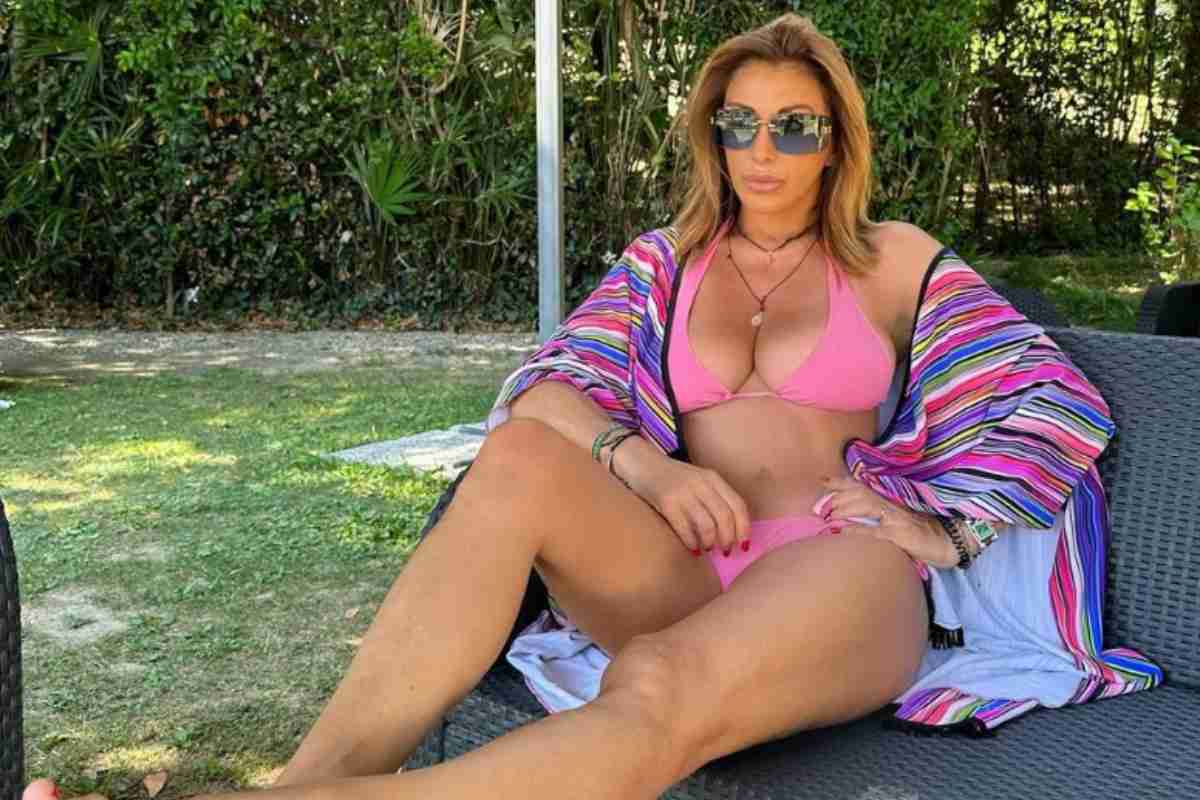 Sabrina Salerno fa impazzire i follower 