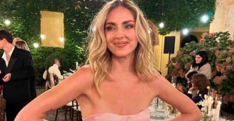 Chiara Ferragni baciata dal sole, i social in subbuglio: “Questa è la tua luce” – FOTO