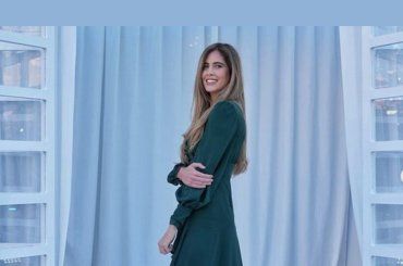 Francesca Ferragni e la nuova vita da influencer: in verde alla sfilata di Atelier Eme