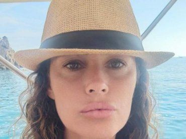 Samantha de Grenet su tutte le furie, l’ex gieffina esplode: “Proprio non mi capacito” – FOTO