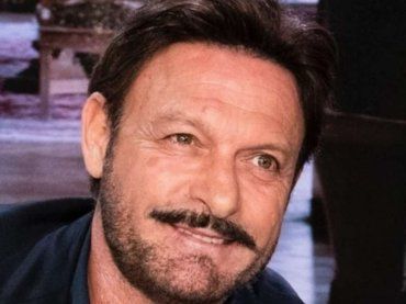 Totò Schillaci, il grande dolore della moglie Barbara e la rivelazione inaspettata: “È qui accanto a me”