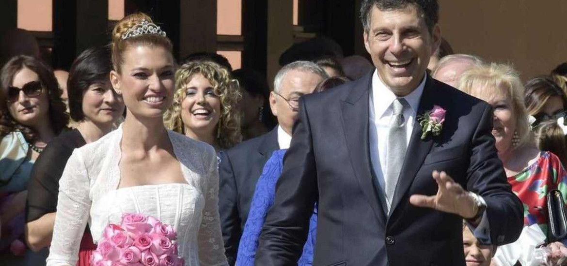 Carlotta Mantovan e Fabrizio Frizzi il giorno del loro matrimonio.